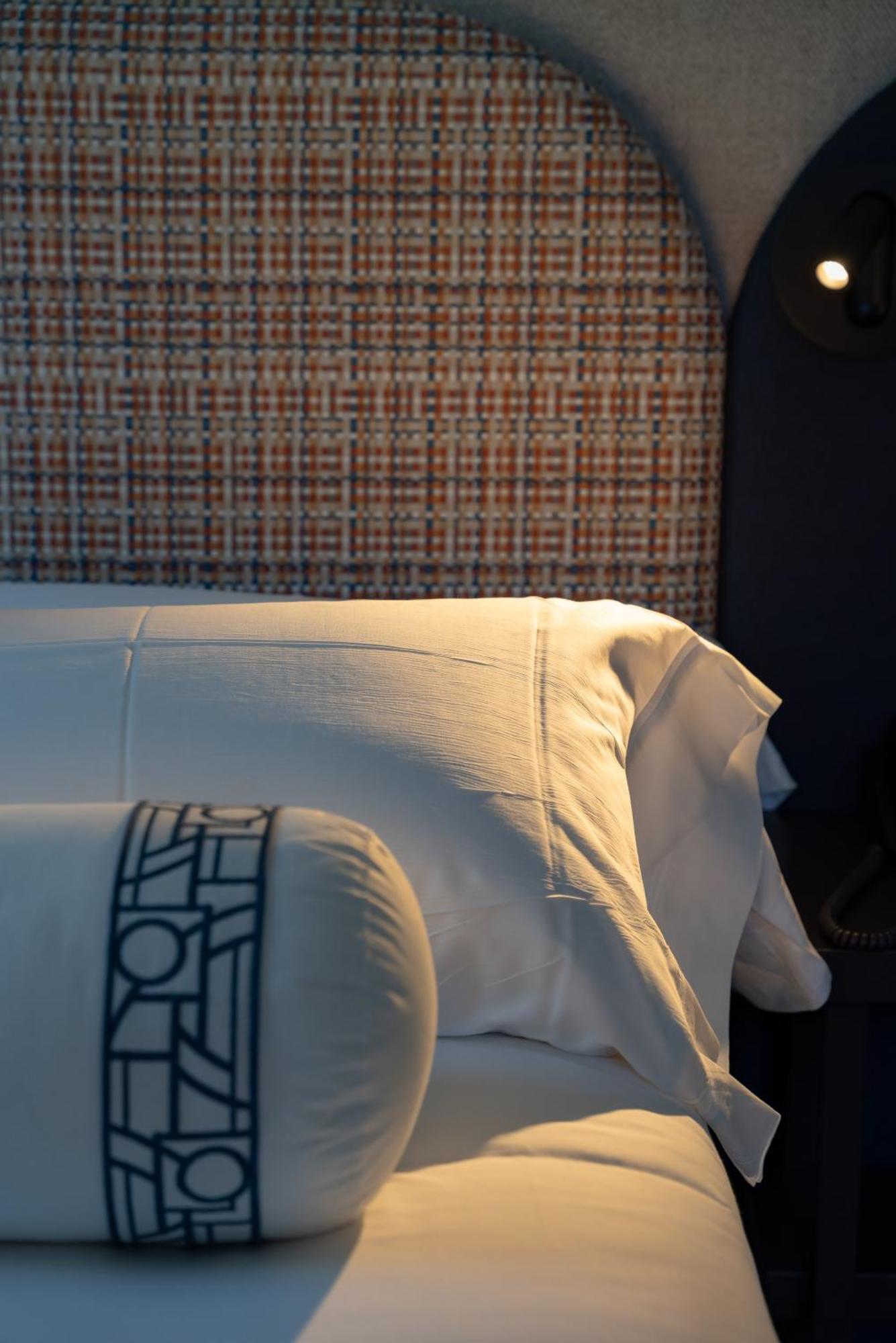 Hotel Boutique Faro Silleiro Baiona Extérieur photo